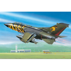 Maquette Revell Avion de chasse Allemand Tornado ECR