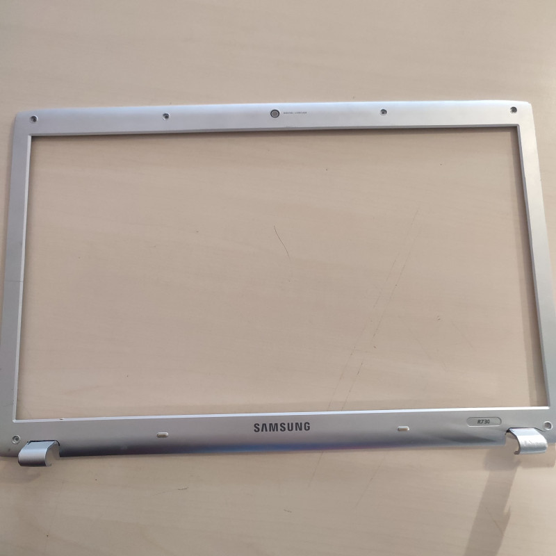 Cadre Écran BA75-02397B pour Samsung R730 - Occasion