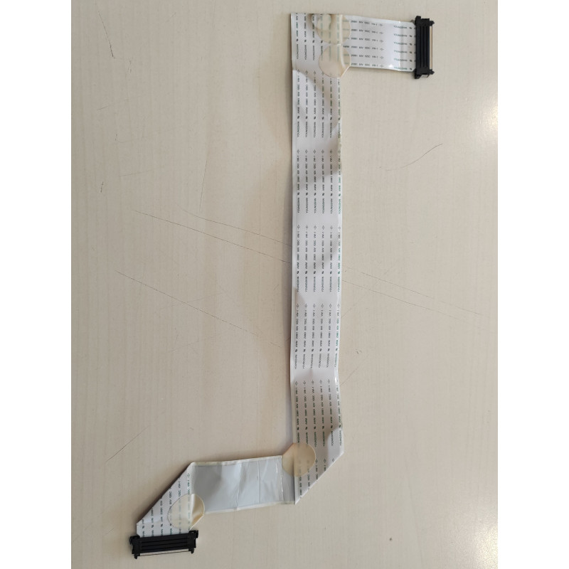 Câble ruban flexible en forme d'Z EAD61668607 pout la télé LG LC470WUF - Occasion