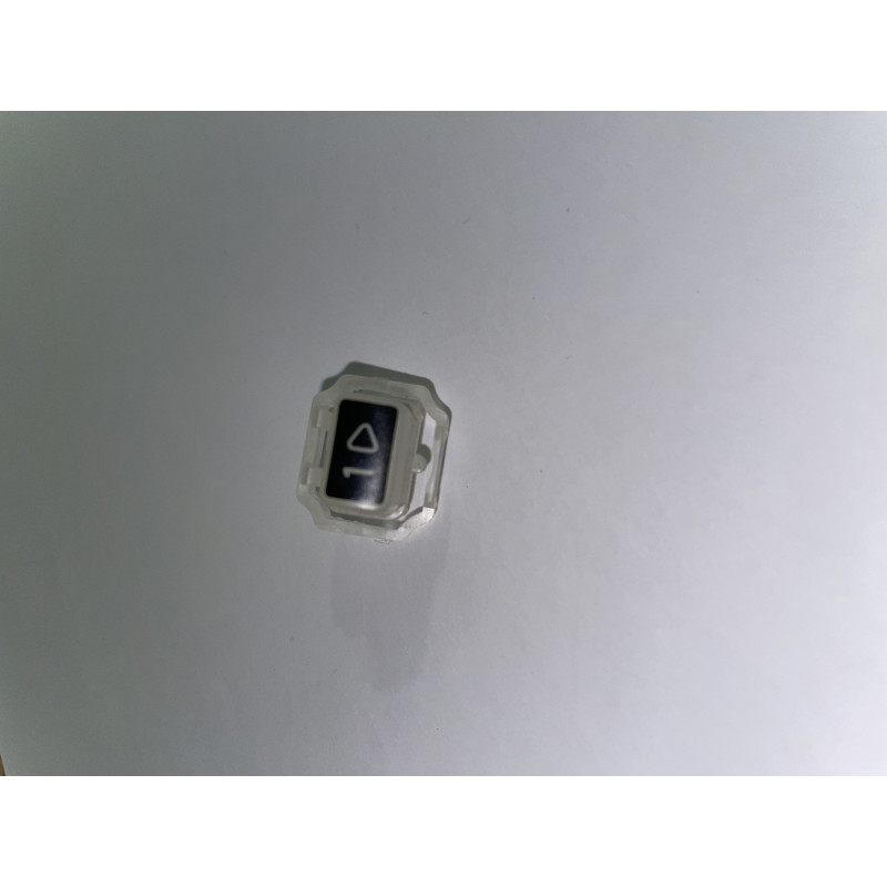 Bouton 1 Play pour Terminal Mix 2 reloop - Occasion
