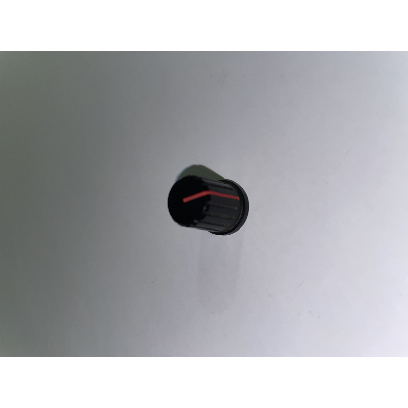 bouton conique noir liseré blanc pour Terminal Mix 2 reloop - Occasion